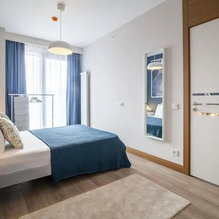 Central Flat With Balcony In Fikirtepe * 이스탄불